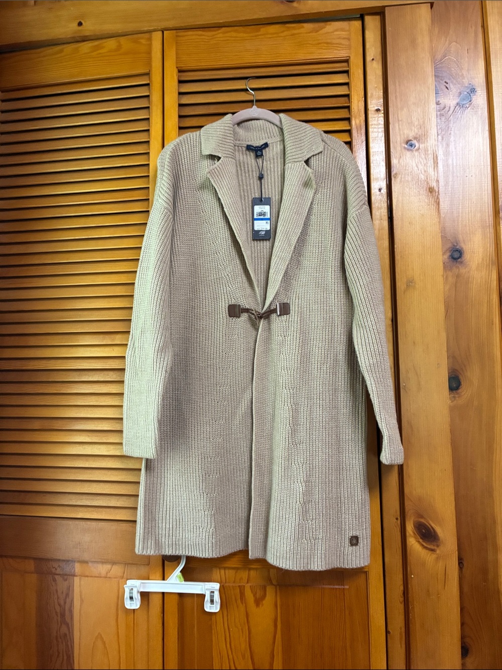 Tommy Hilfiger Camel Knit Toggle Trench Coat length 34”pit to pit 23”sleeves 20”